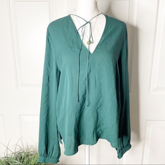 A.L.C. Silk Blouse (6) - Picture 9 of 9